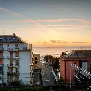  Appartamento La Casa Di Viky In Centro, Vista Mare 100m Dalla Spiaggia