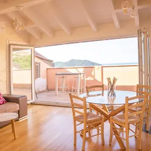 Apartment 016 - Casa Tranquilla Vista Mare, Pace E Natura - 10 Minuti Dalla Spiaggia, Sestri Levante